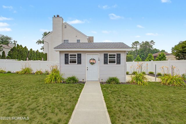 1012 Trenton Avenue, Forked River, NJ 08731