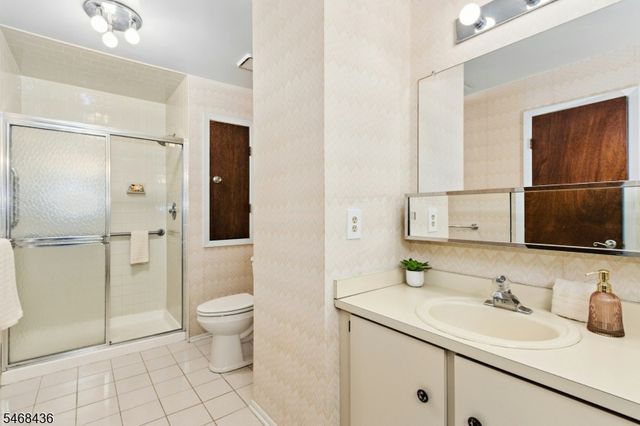 12 Wareham Ct, Scotch Plains Twp., NJ 07076