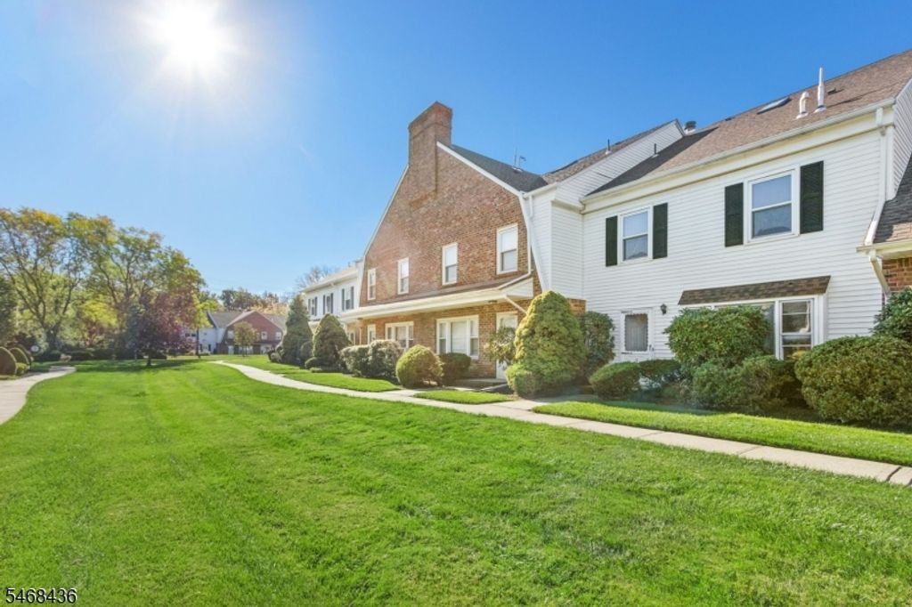 12 Wareham Ct, Scotch Plains Twp., NJ 07076 — photo 2