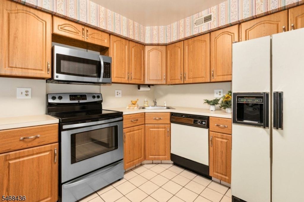 12 Wareham Ct, Scotch Plains Twp., NJ 07076 — photo 5
