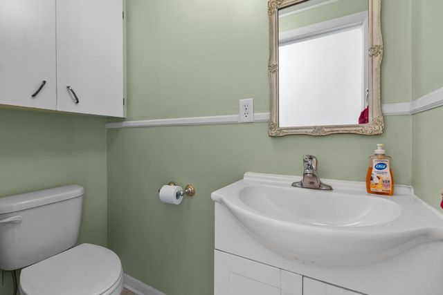 W5834 Bubbling Springs DRIVE, Elkhorn, WI 53121