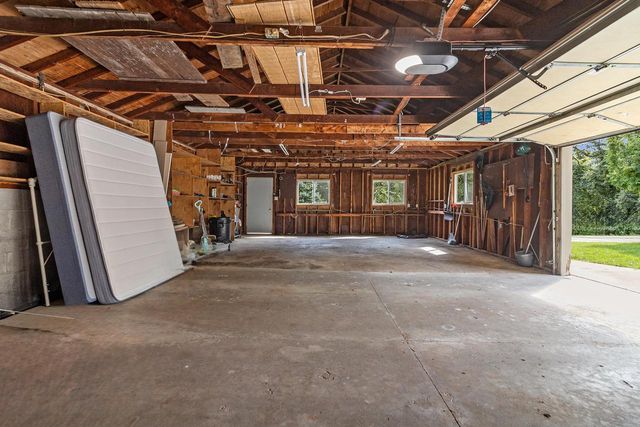 W5834 Bubbling Springs DRIVE, Elkhorn, WI 53121