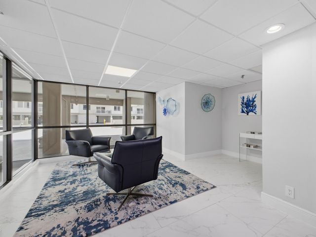 3215 S Ocean Boulevard 911, Highland Beach, FL 33487