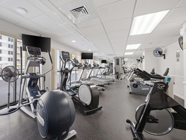 3215 S Ocean Boulevard 911, Highland Beach, FL 33487
