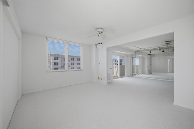 3215 S Ocean Boulevard 911, Highland Beach, FL 33487