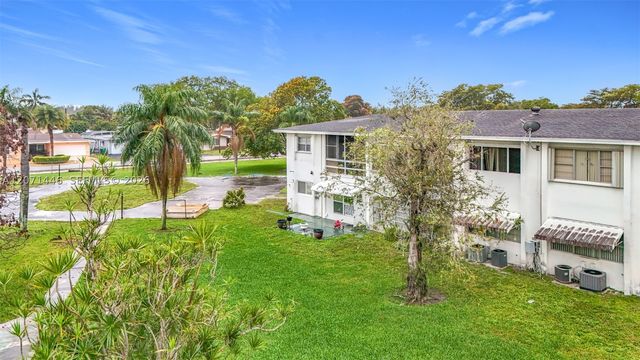6730 Arbor Dr 202, Miramar, FL 33023