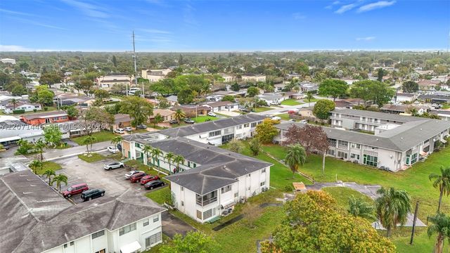 6730 Arbor Dr 202, Miramar, FL 33023