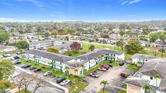 6730 Arbor Dr 202, Miramar, FL 33023