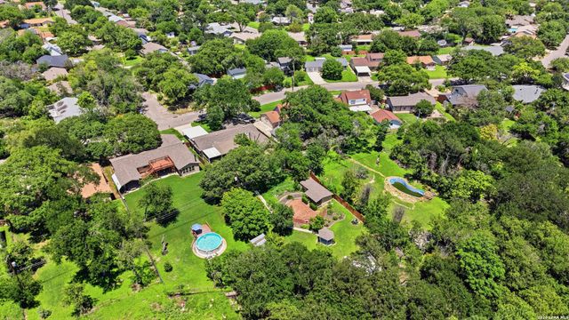 3814 Highcliff Dr, San Antonio, TX 78218