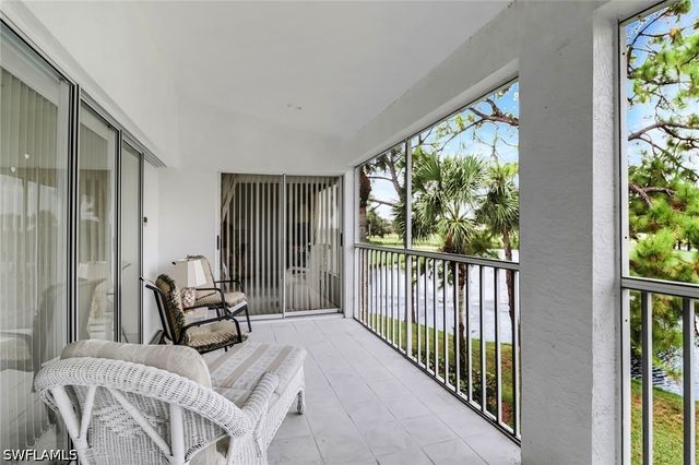 13131 Castle Harbour DR M3, Naples, FL 34110