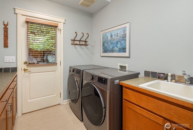 4411 NE 90th Street, Seattle, WA 98115