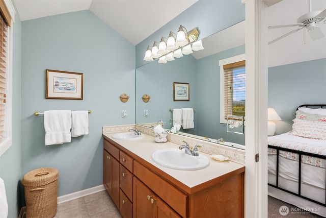 4411 NE 90th Street, Seattle, WA 98115