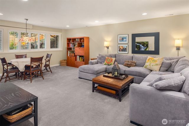 4411 NE 90th Street, Seattle, WA 98115