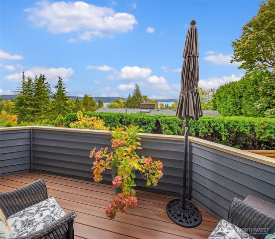 4411 NE 90th Street, Seattle, WA 98115