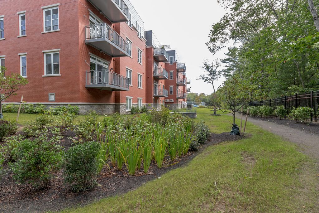 75 McAuley Way 203, Portland, ME 04103 — exterior