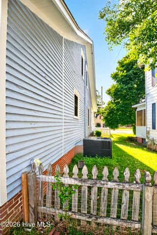 202 N Front Street, Hertford, NC 27944