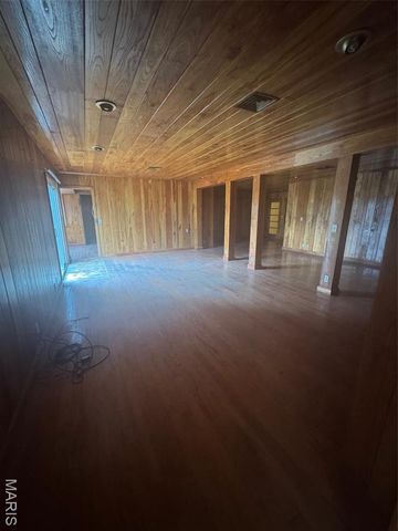 301 W Shawnee Street, Bloomfield, MO 63825