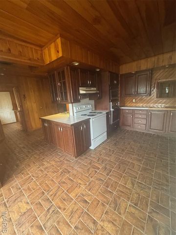 301 W Shawnee Street, Bloomfield, MO 63825