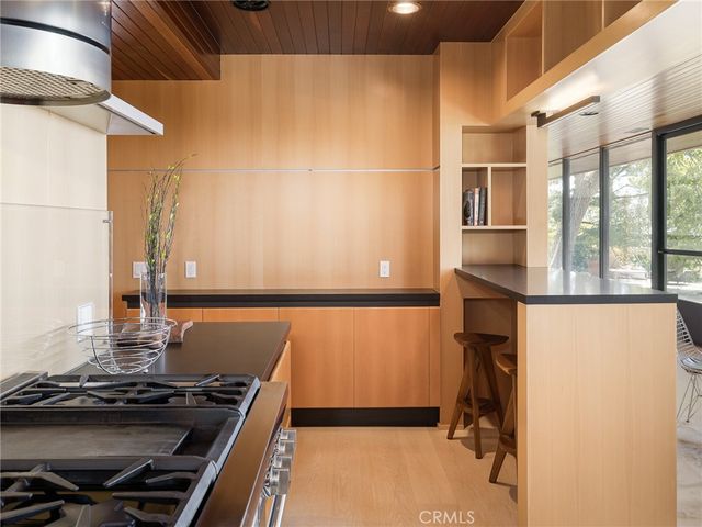 7 Cinchring Road, Rolling Hills, CA 90274