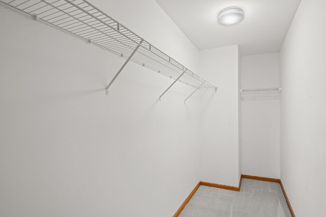 100 N Bokelman Street 330, Roselle, IL 60172