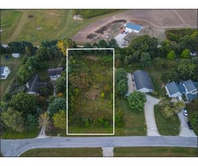 5602 Anita Drive, St. Anne, IL 60964