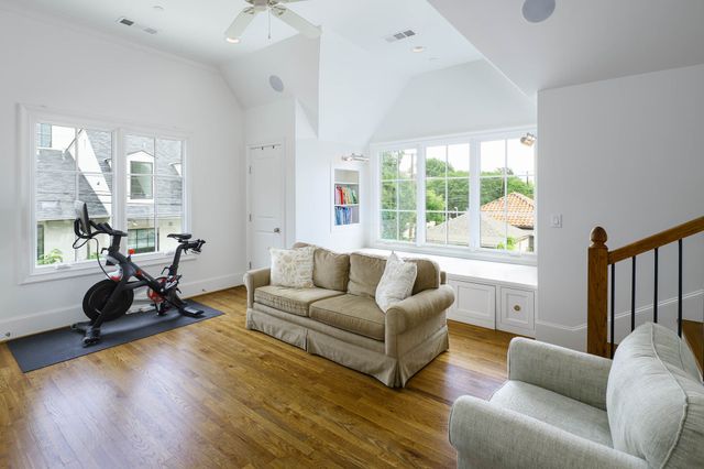 4416 Potomac Avenue, University Park, TX 75205