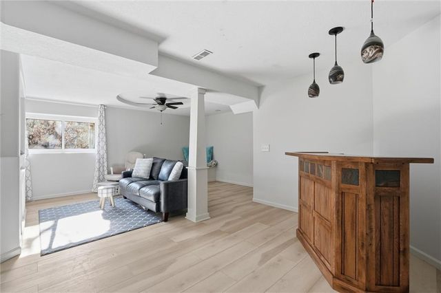 22705 W 72nd Terrace, Shawnee, KS 66227