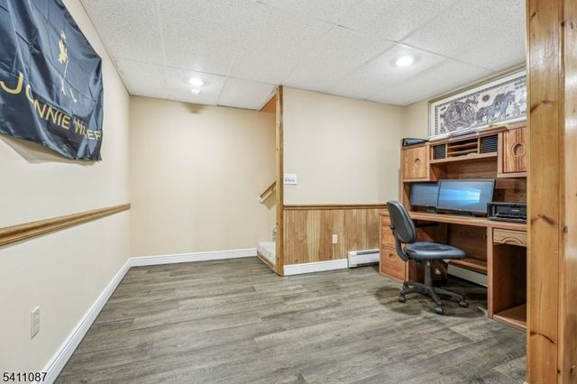 8 Kelly Dr, Roxbury Twp., NJ 07876