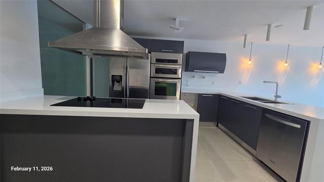 2950 NE 188th Street 110, Miami, FL 33180