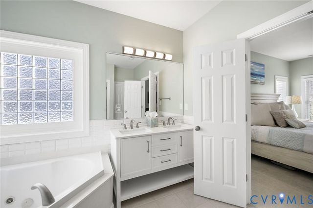 8901 First Branch Ln, Chesterfield, VA 23838