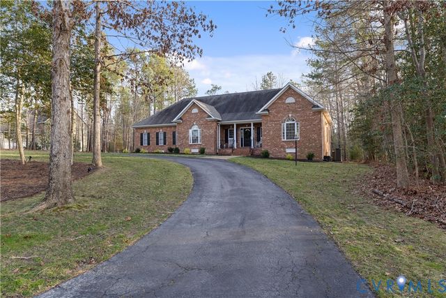 8901 First Branch Ln, Chesterfield, VA 23838