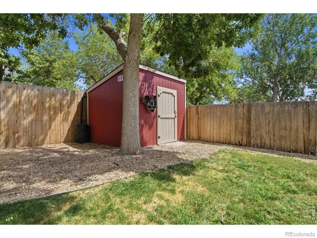 406 Iowa Avenue, Berthoud, CO 80513