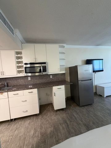 19201 Collins Avenue 1122, Sunny Isles Beach, FL 33160