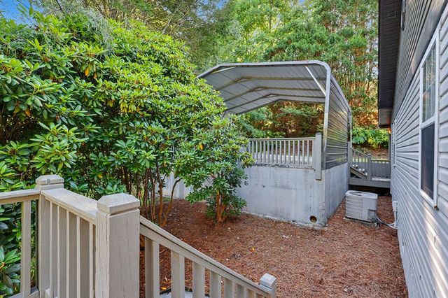 1105 Henson Road, Hiawassee, GA 30546