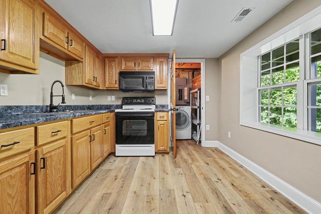 1105 Henson Road, Hiawassee, GA 30546