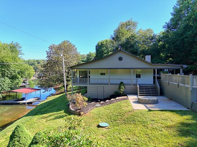 1105 Henson Road, Hiawassee, GA 30546