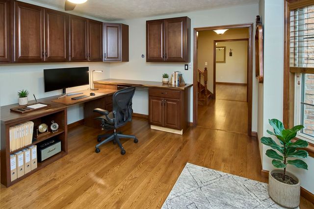 202 Pleasant Valley, Hurricane, WV 25526
