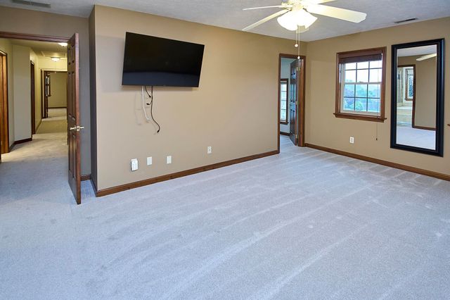 202 Pleasant Valley, Hurricane, WV 25526