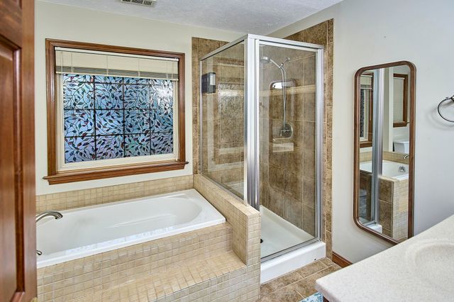 202 Pleasant Valley, Hurricane, WV 25526