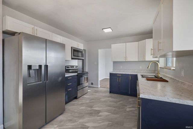 10906 W Jackson Street, Muncie, IN 47304