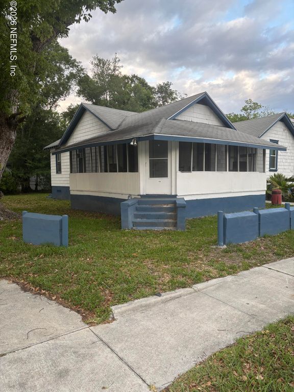 3165 BROADWAY Avenue, Jacksonville, FL 32254
