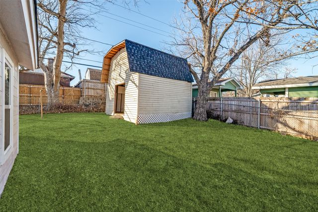 8105 Downe Drive, White Settlement, TX 76108