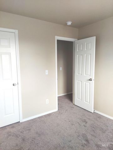 651 S Harrison Street, Twin Falls, ID 83301
