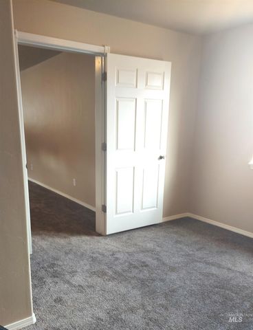 651 S Harrison Street, Twin Falls, ID 83301