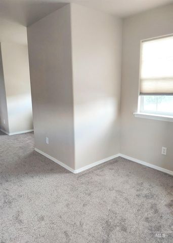 651 S Harrison Street, Twin Falls, ID 83301