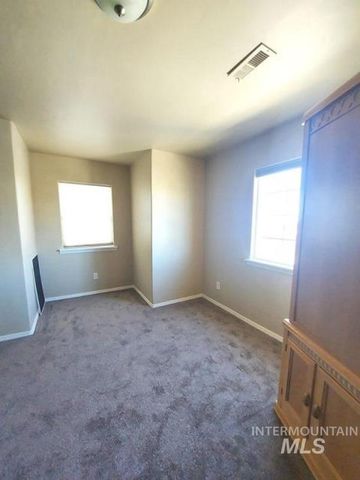651 S Harrison Street, Twin Falls, ID 83301