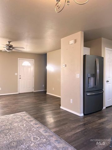 651 S Harrison Street, Twin Falls, ID 83301