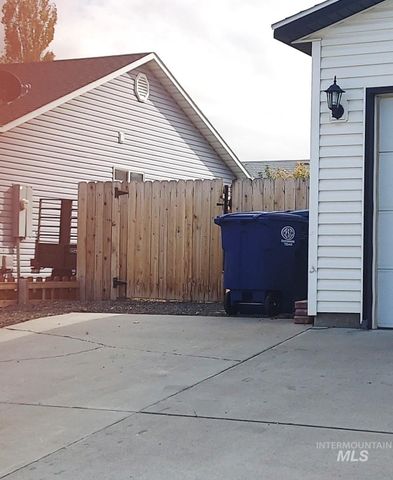 651 S Harrison Street, Twin Falls, ID 83301