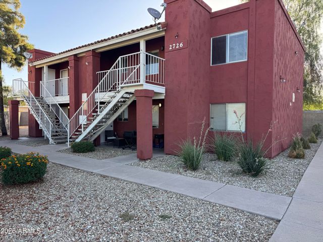 2726 E BECK Lane, Phoenix, AZ 85032