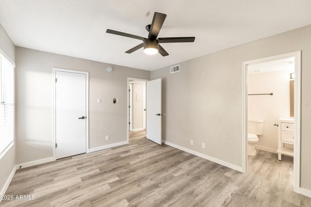 2726 E BECK Lane, Phoenix, AZ 85032